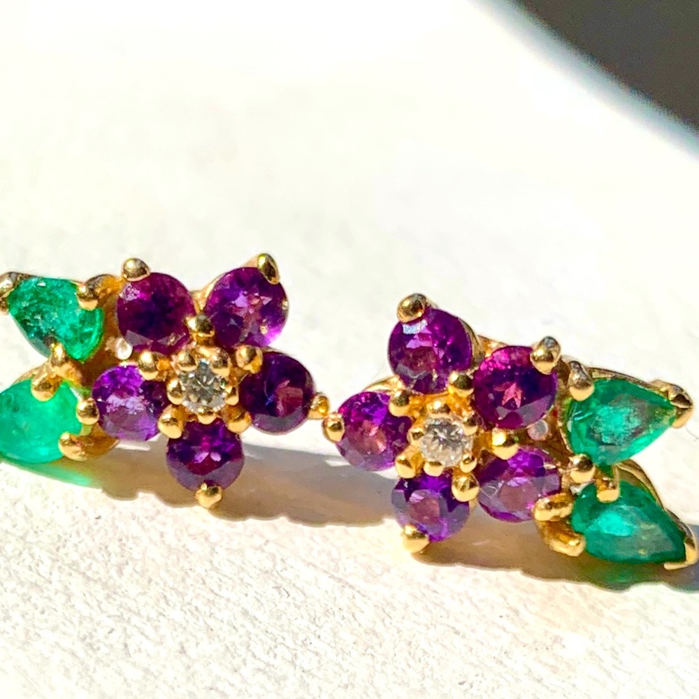 STUNNING Amethyst and Emerald and Diamond Estate Vintage Earrings. 14k💜💛💚